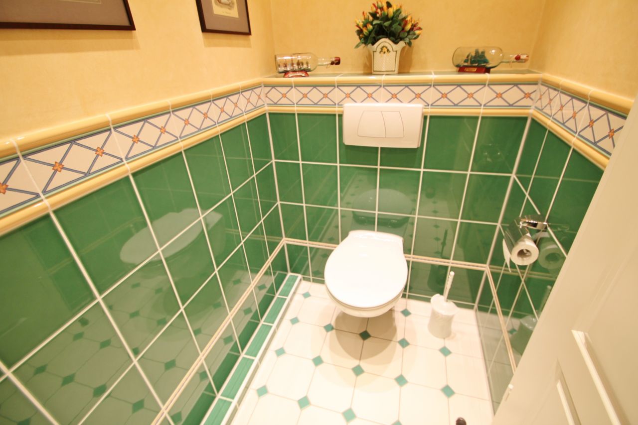 Luxuriöse Eigentumswohnung im Herzen einer eleganten Villa