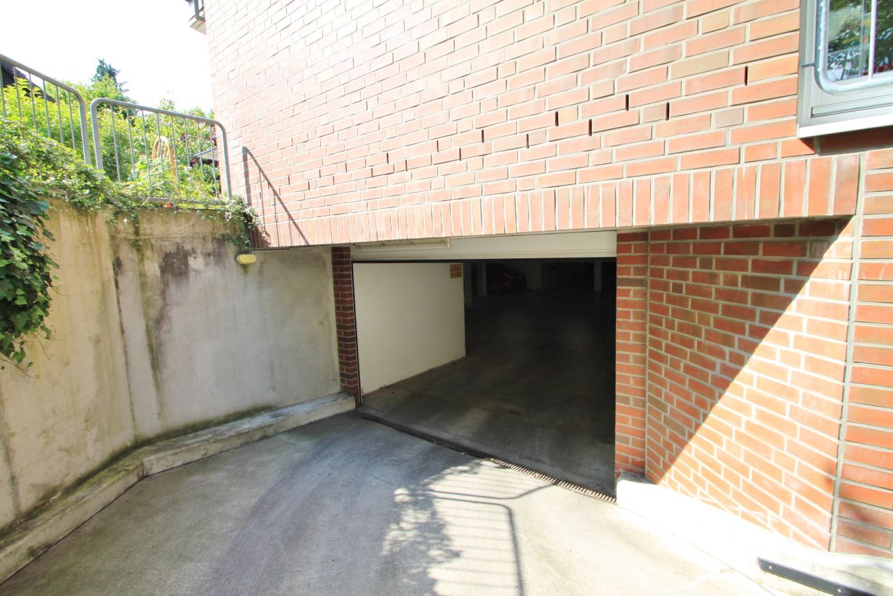 Luxuriöse Eigentumswohnung im Herzen einer eleganten Villa