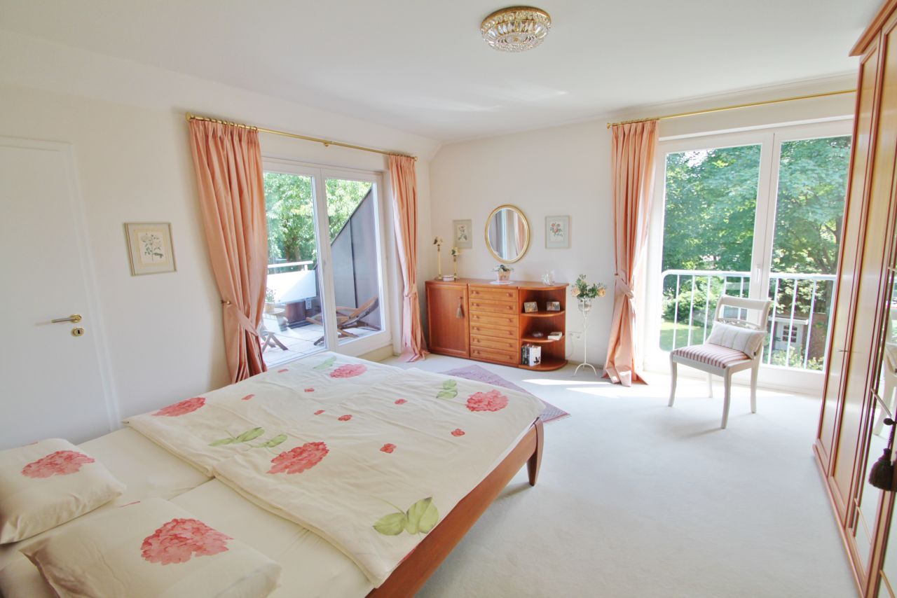 Luxuriöse Eigentumswohnung im Herzen einer eleganten Villa