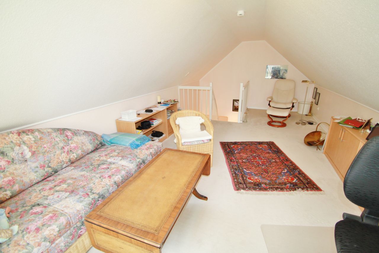 Luxuriöse Eigentumswohnung im Herzen einer eleganten Villa